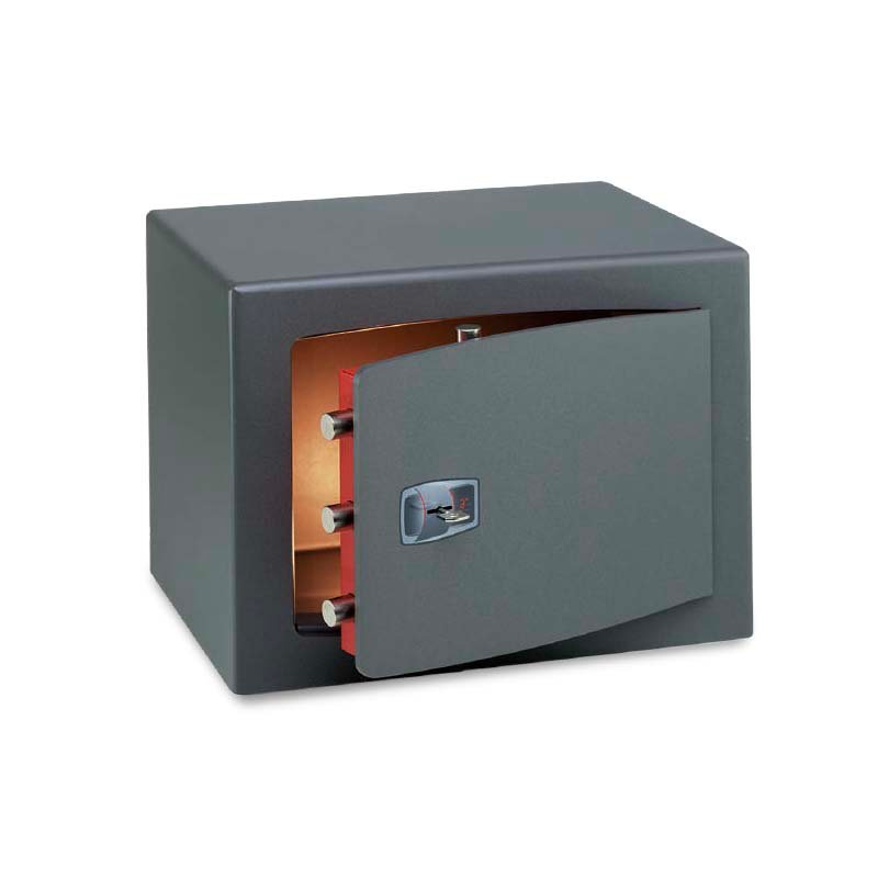 Safe DMK/6 for sale in Larnaca, Cyprus