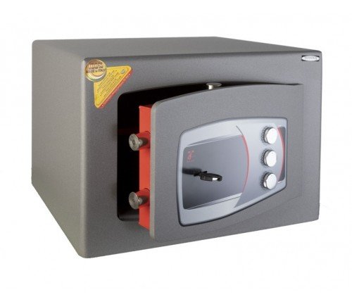 Safe DMD/4 for sale in Larnaca, Cyprus