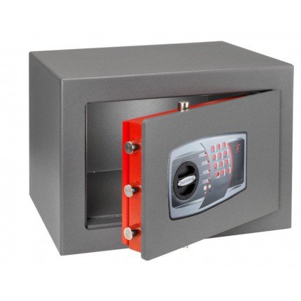 Safe DPE/5P for sale in Larnaca, Cyprus