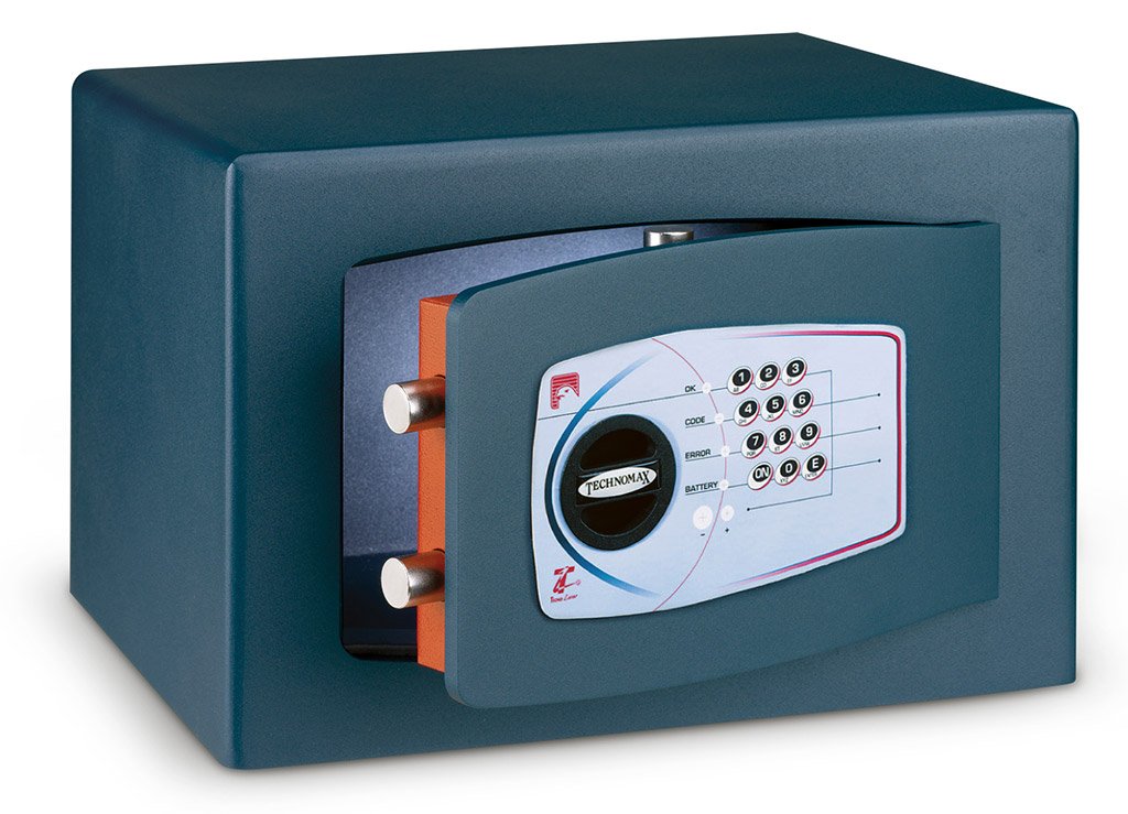 Safe GMT/4P for sale in Larnaca, Cyprus